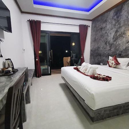 Laila​ Place Hotel Ko Lanta Екстериор снимка