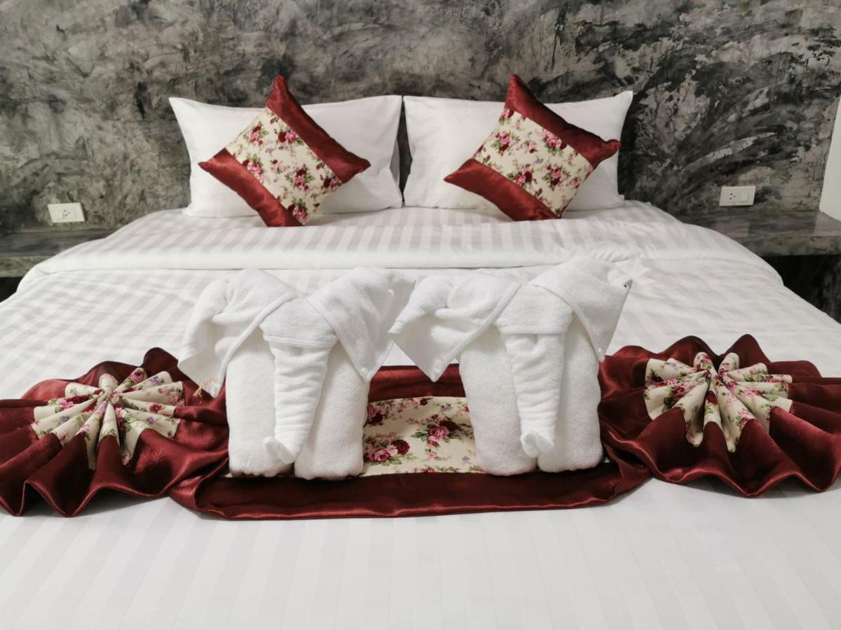 Laila​ Place Hotel Ko Lanta Екстериор снимка