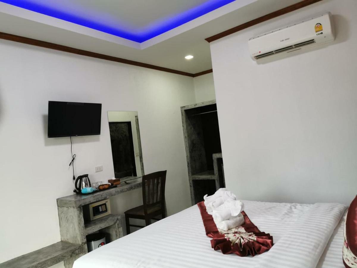 Laila​ Place Hotel Ko Lanta Екстериор снимка