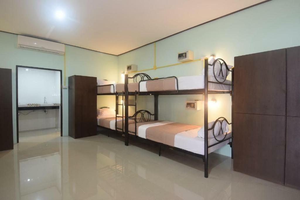 Laila​ Place Hotel Ko Lanta Екстериор снимка