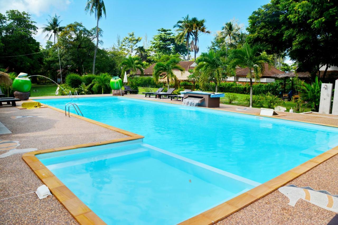 Laila​ Place Hotel Ko Lanta Екстериор снимка